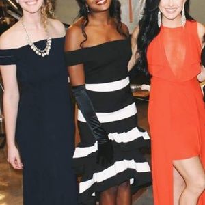 2nd listing- Bardot top